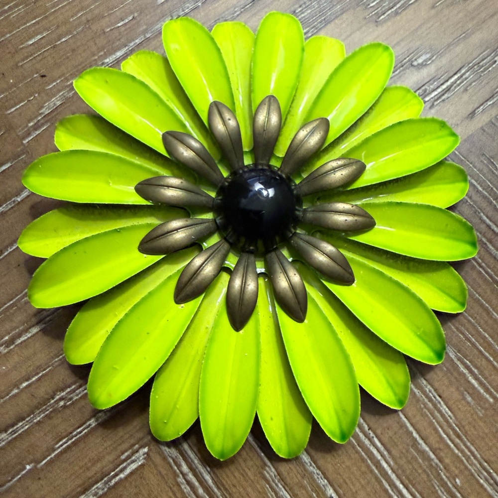 Vibrant Green and Gold Flower Brooch